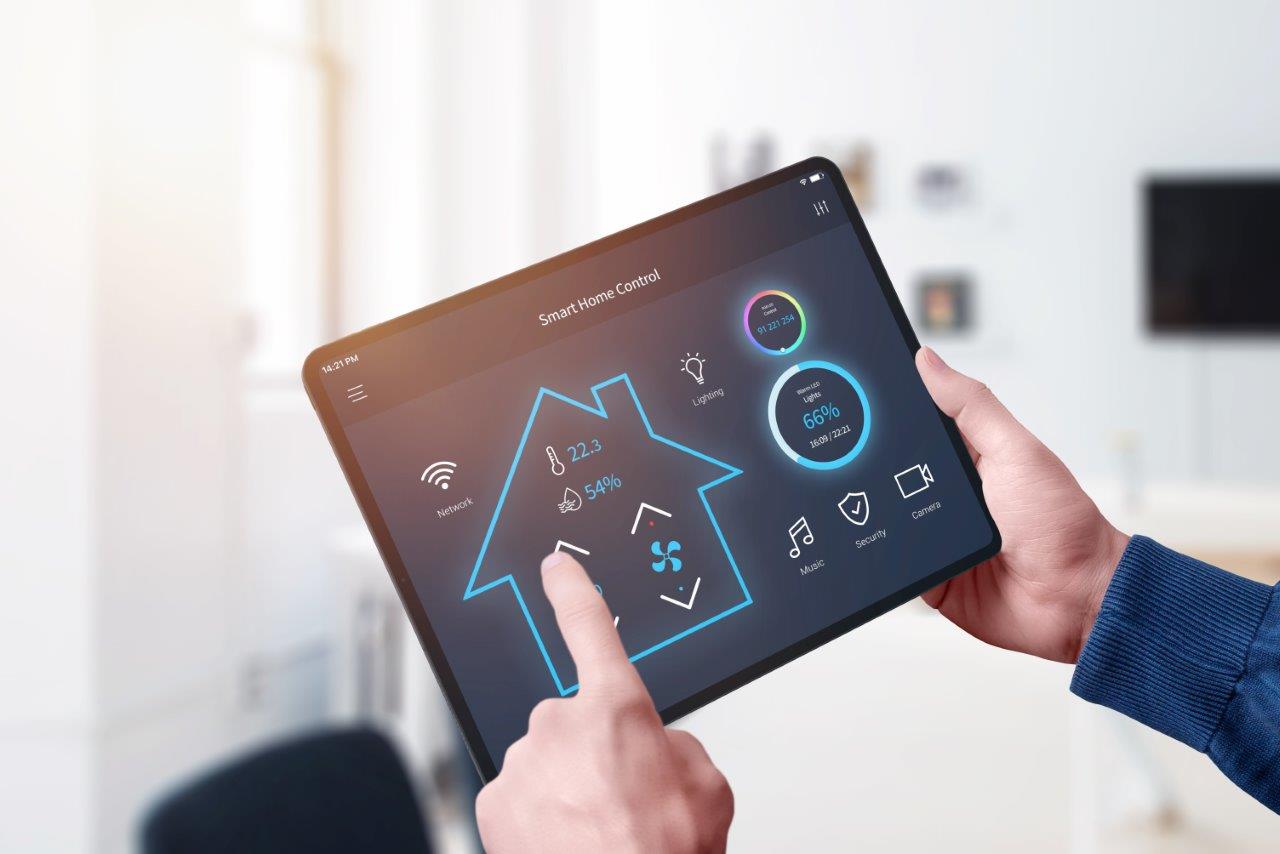 smart-technology-tablet-5045815